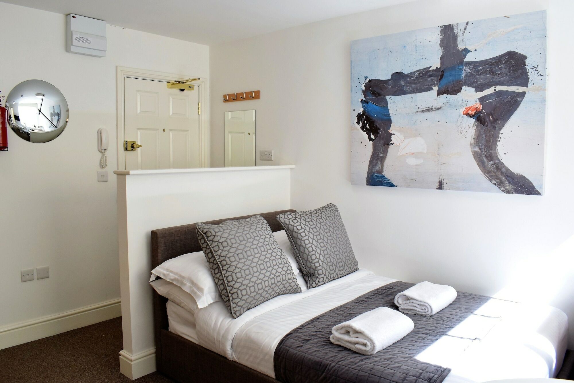 Berkeley Square Pads Bristol Exterior foto